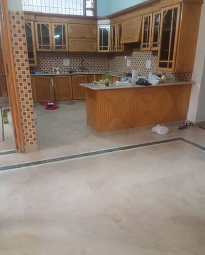 three bed dd first floor portion for rent in johar