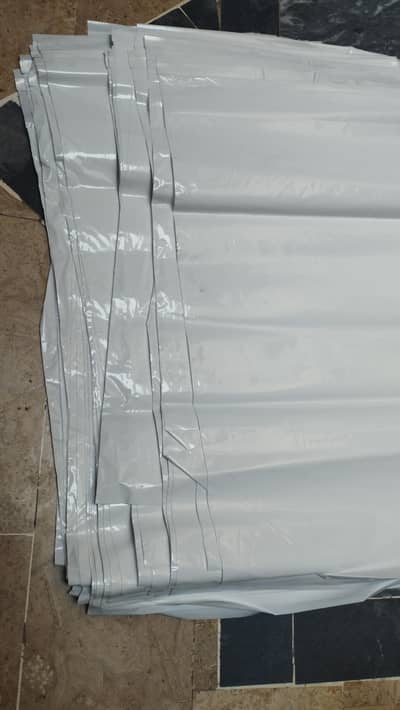 Flyers for sale size 13 by 21 inch best for online sellers