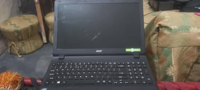 Acer laptop 4/128ssd