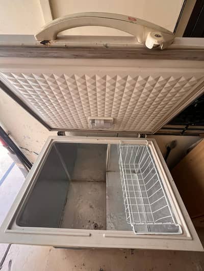 dawlance freezer