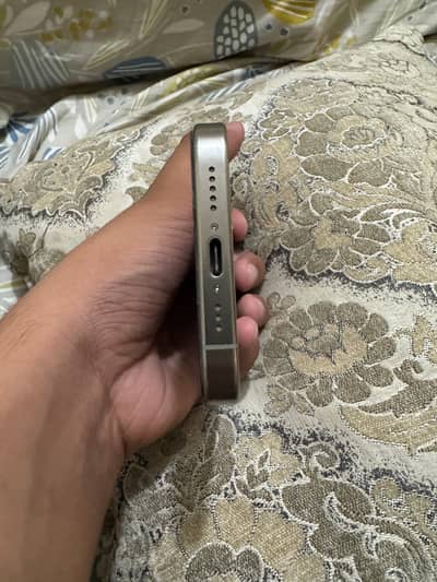 Apple iPhone 15 Pro