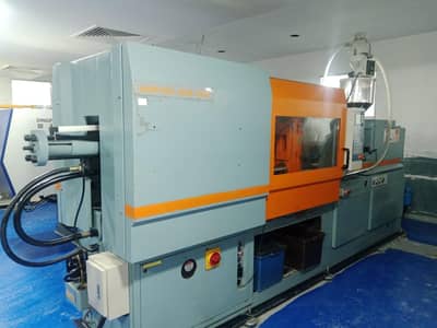 Sandreto Injection Moulding Machine