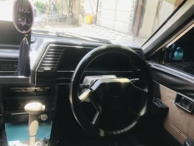 Nissan Sunny 1989