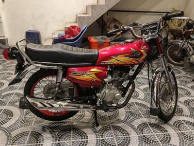 CG125