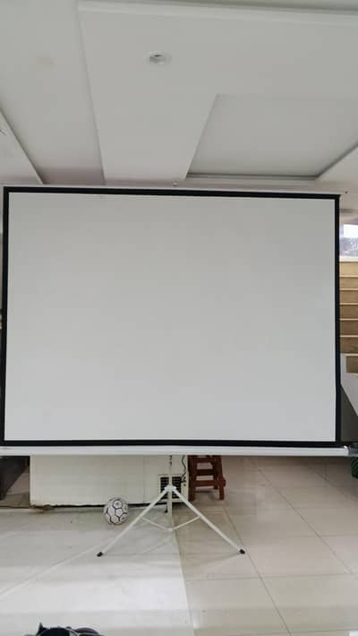100 inch Projector Screen with stand