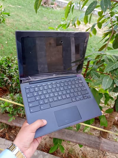HP Chromebook G8 | 4GB RAM | 32GB Storage | Battery Backup 6–7 Hours