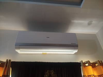 Haier 1.5 Ton 1 year used