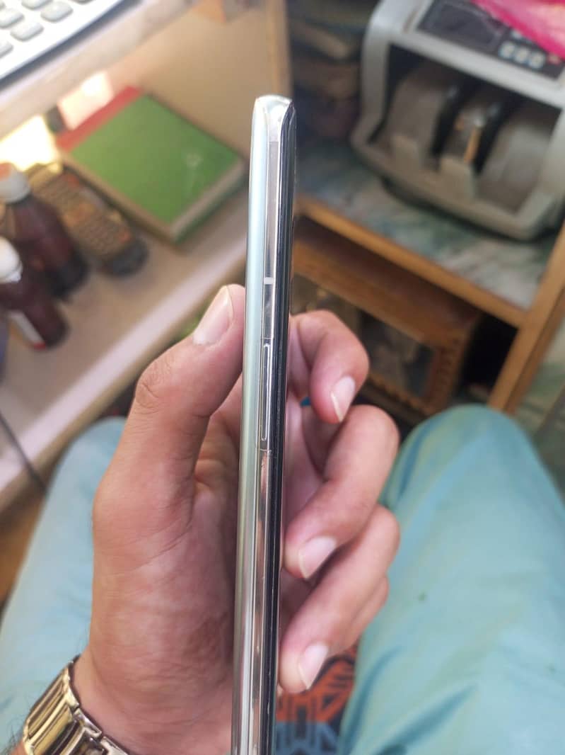 One Plus 9 Pro 3