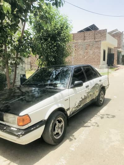 Nissan Sunny 1989