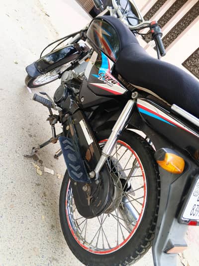 Honda CD dream Black