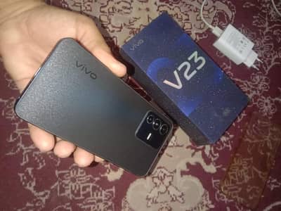 Vivo V23 5g.  12+8gb/256gb