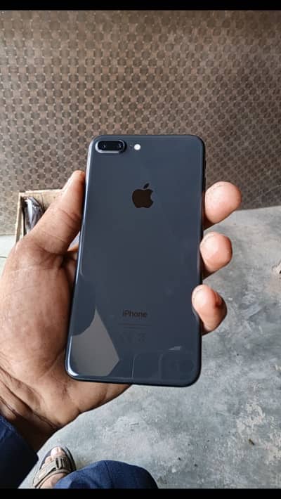 Apple iPhone 8 Plus only exchange with gaming phone