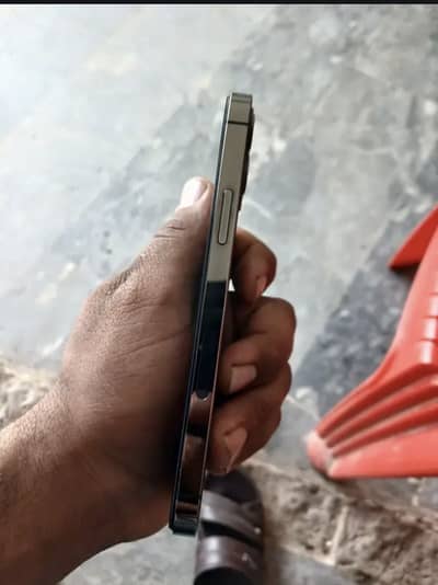 Apple iPhone 12 Pro