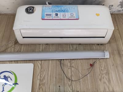 Dawlance A/C Inveter For Sale
