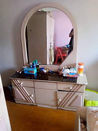 Deco Furniture