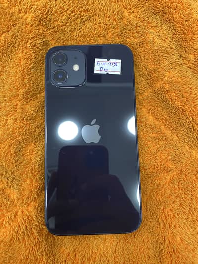 Apple iPhone 12