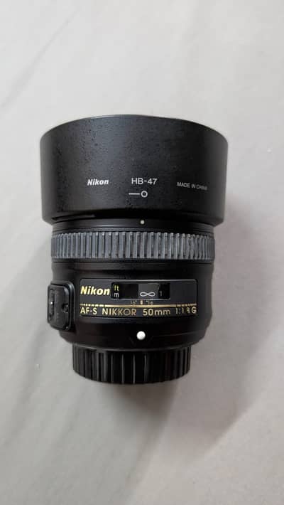 Nikon 50mm F/1.8G Prime lens with Box