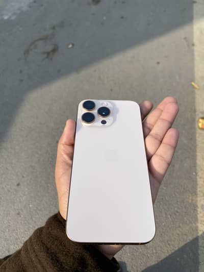 Apple iPhone 16 Pro Max