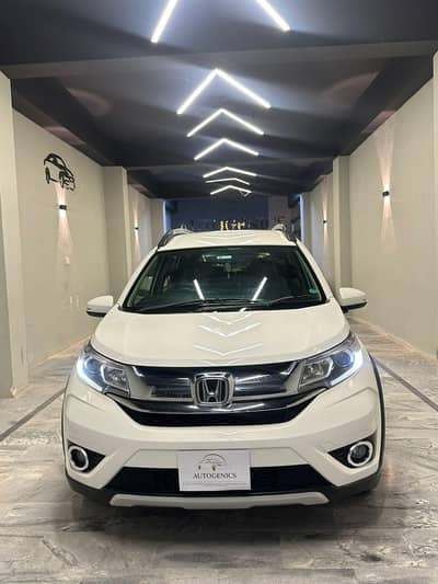 Honda BR-V For Rent in Islamabad & Rawalpindi | 7 Seater Family Car