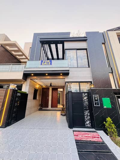 Brand New 05 Marla House for Sale in C Block Phase 2 Bahria Orchard Rs. 2.35 Crore