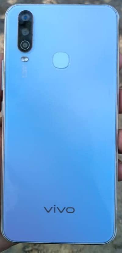 Vivo Y17