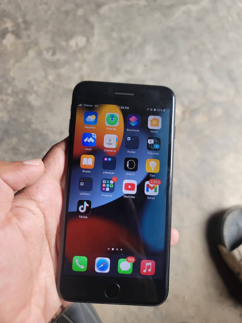 Apple iPhone 7 Plus 5