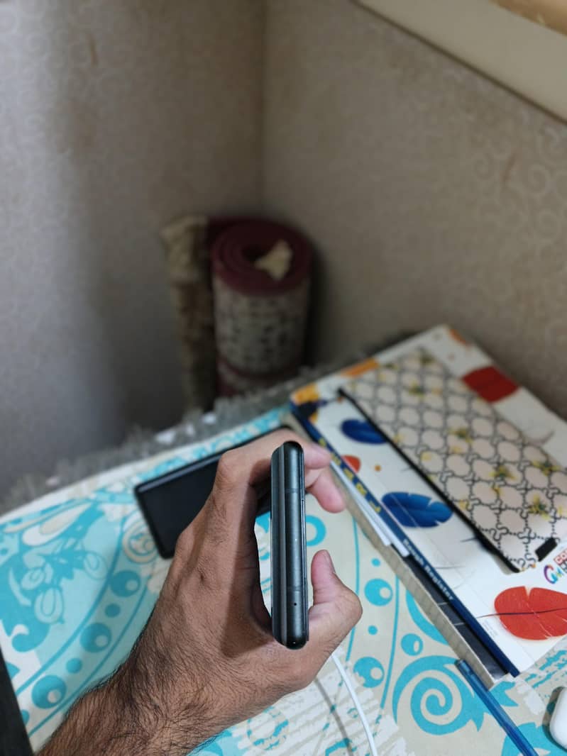 Google Pixel 6 5