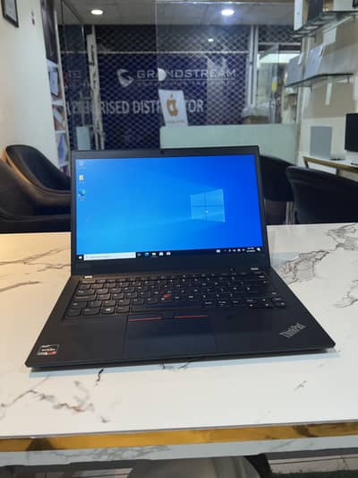 T14 Lenovo Thinkpad Ryzen 7 4750u 8 cores equal to i7.12Th genration