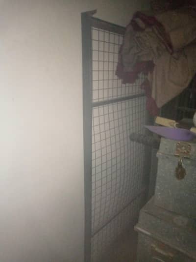 single poetable heavy bed with mattress