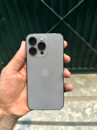 Apple iPhone 13 Pro