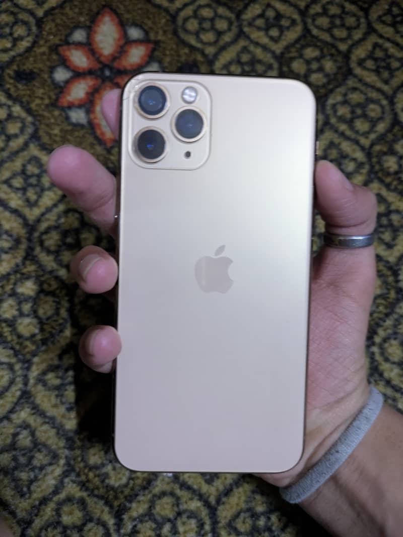 Apple iPhone 11 Pro 2