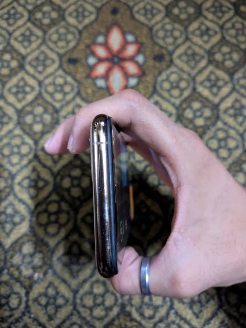 Apple iPhone 11 Pro 13