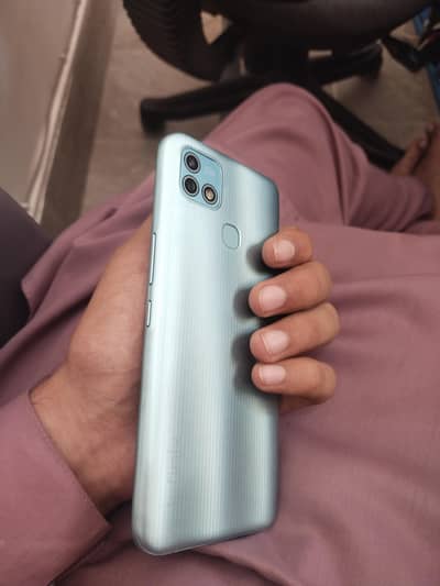 Infinix Hot 10i