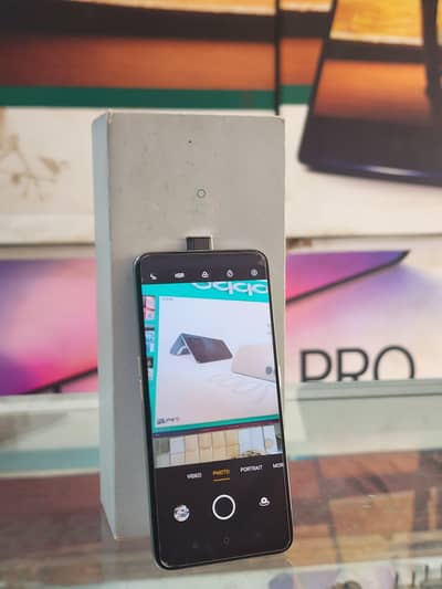 OPPO Reno 2F | 8/128 | POP-UP Camera | Complete Box (0307-6232-132)