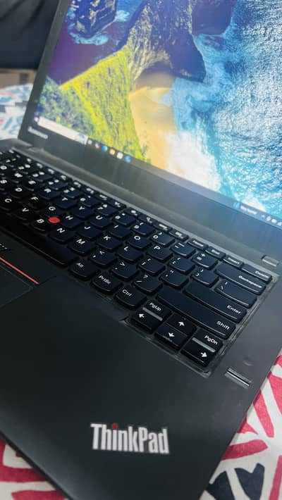 Lenovo Thinkpad Core  i 7 5th Generation
