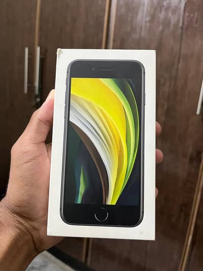 Apple iPhone SE