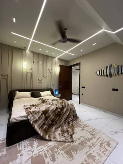 1 BED FULL FURNISHED APRTMENT FOR RENT IN BAHRIA TOWN LAHORE
