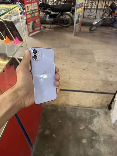 Apple iPhone 11
