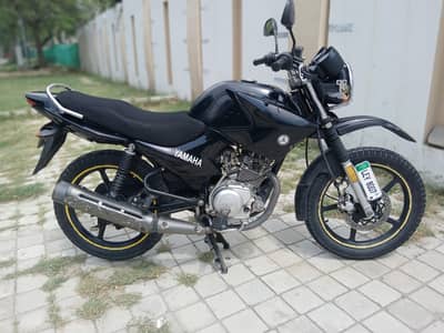 YAMAHA YBR 125 G BLACK