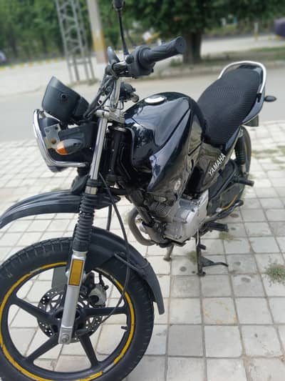 YAMAHA YBR 125 G BLACK