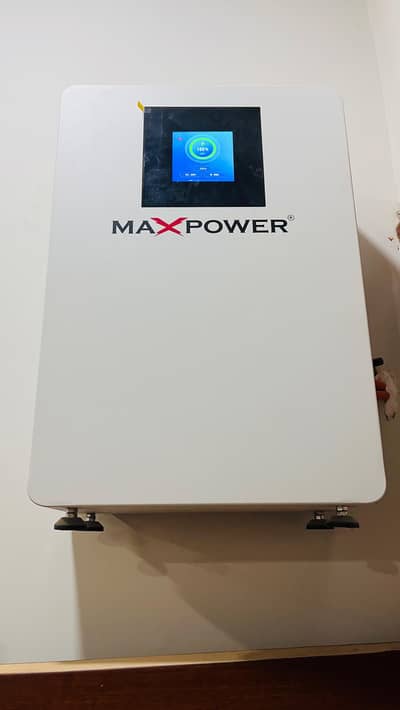 Maxpower pv 5000 pro 4kw inverter with 24v lithium battery maxpower
