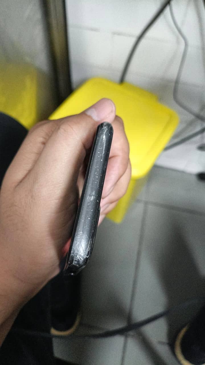 Iphone 11 4