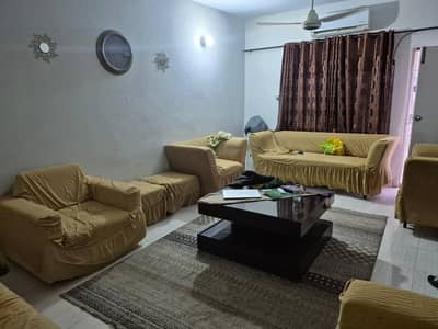 240 Square Yards Upper Portion Ideally Situated In Gulshan-e-Iqbal - Block 13/D-1