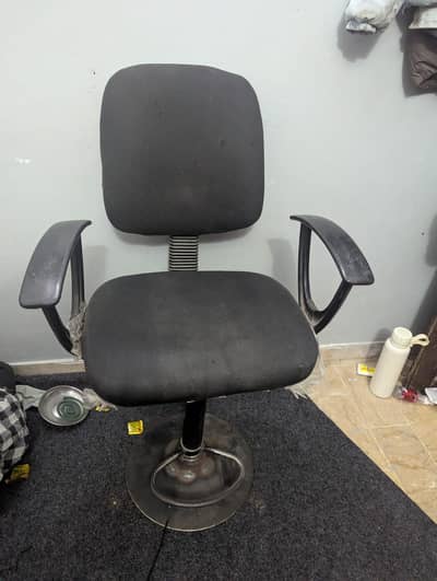 Master Molty Foam revolving Chair