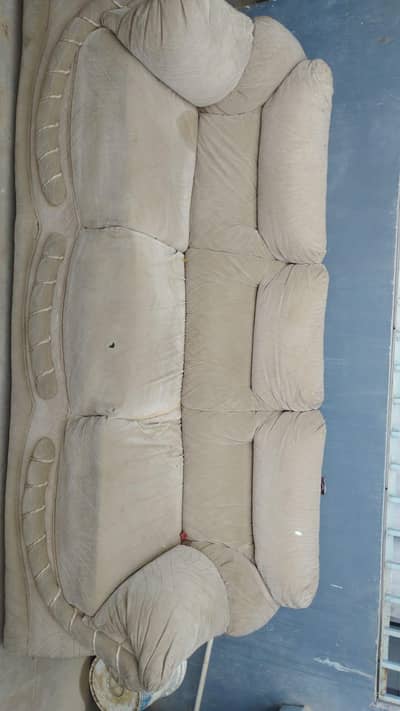 5 seater sofa set available