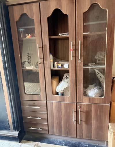 Show Case / Divider