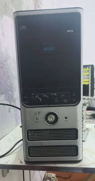 core i7 4th gen    16gb ram  240gb ssd  500gb hard