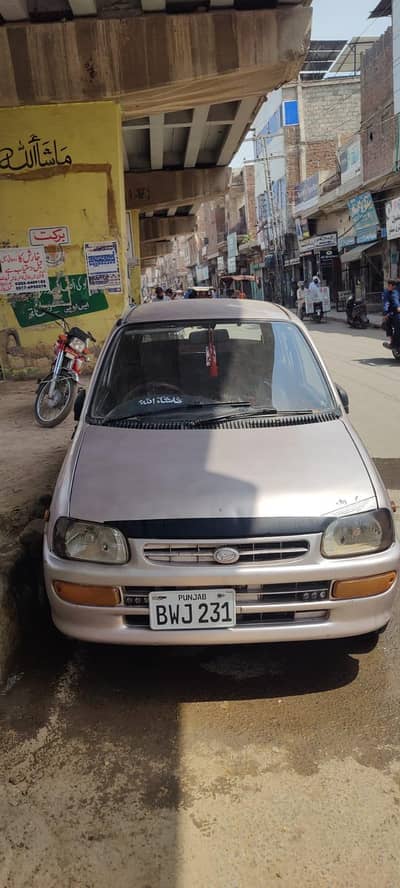 Daihatsu Cuore 2004