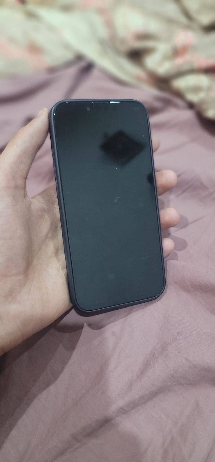 Apple iPhone 13 2