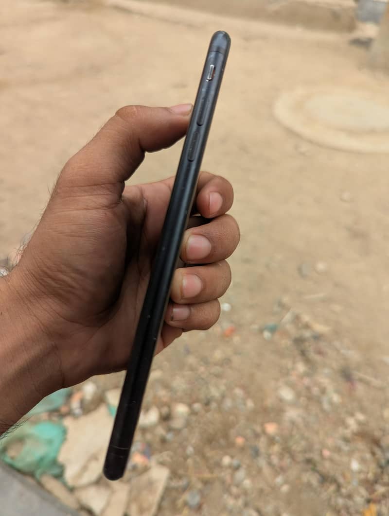 Apple iPhone 7 Plus 2